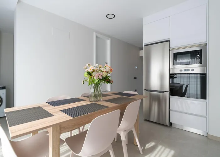 Boulevard Getaway I *