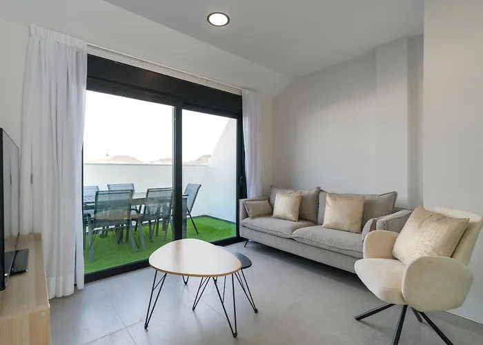 Boulevard Getaway I *